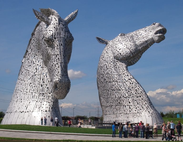 https://horse-canada.s3.ca-central-1.amazonaws.com/wp-content/uploads/2022/02/07072109/The_Kelpies-web-768x597.jpg